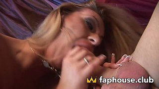 Blonde Bombshell Milf Takes Big Cock in Mouth for Steamy Porn!