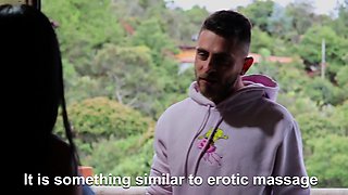 A stranger gives me a massage with a happy ending - Mariana