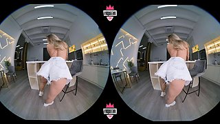 Close up with teen blonde sex doll rubbing her cunt