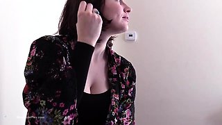 Bettie Bondage – Aunt Bettie Has a Confession