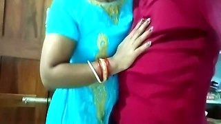 Naina Bhabhi Hot Sex With Boyfriend On