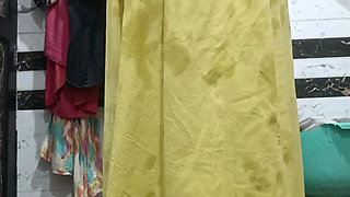 Priya Bhabi Sunday Enjoy Bath Video