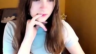 Brunette Solo Webcam Masturbation