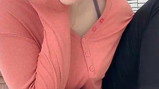 Aulia Rahma Lubis’ Viral Indonesian Heat in a Massage Rush