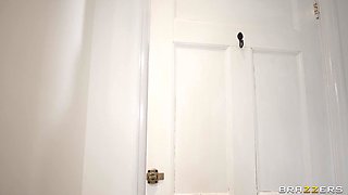 Horny harlot Valentina Nappi DP perverted video