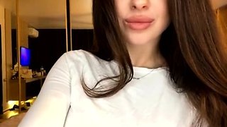 webcam camgirl cam brunette masturbate masturbation