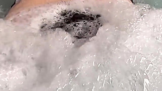Hot Tub Tits 4K