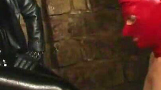 Dominates bondage and guillotine