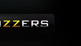 Peep Show A Go Go / Brazzers