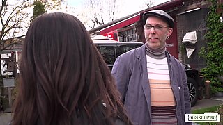 Lullu Gun's Wild Interview Encounter Ignites Steamy Lust