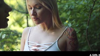 Florane Russell's Wild Outdoor Affair Fuels Lesbian Heat