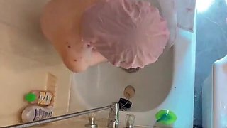 point of view hana in bathroom time