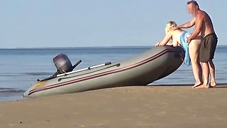 Boatman ravaged a super-steamy tourist