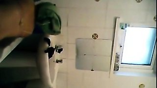 Latina mom (great tits) peeped at by stepson